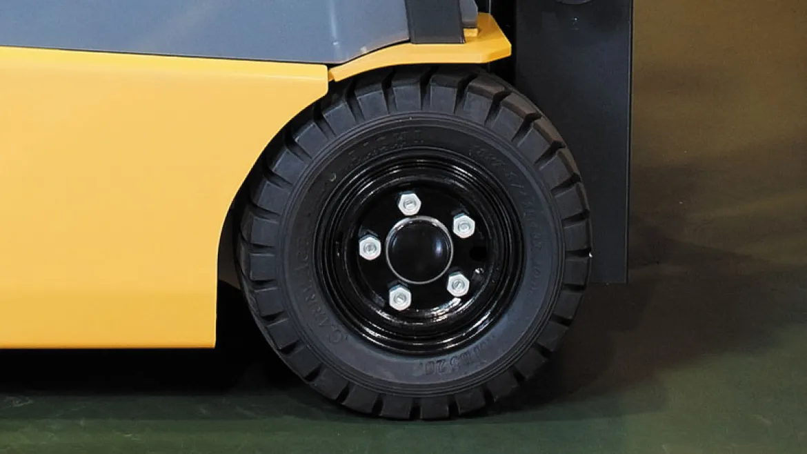 Cat® EP16TBCB 3-Wheel Electric Counterbalance Forklift (1.600 kg) - Foto 4