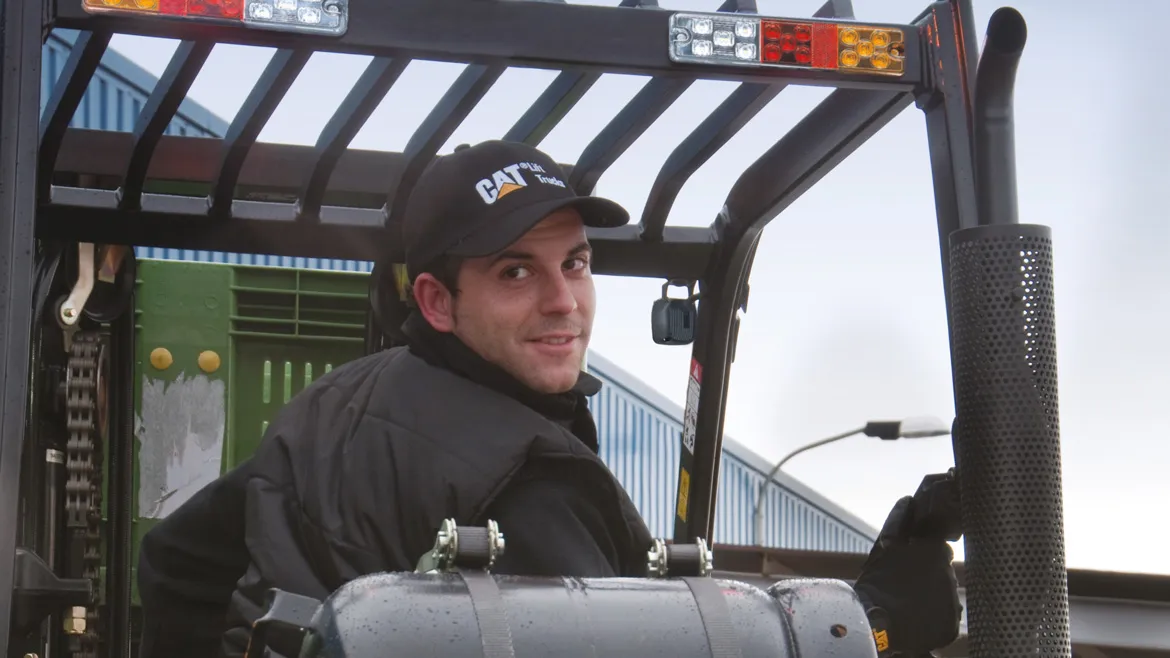 Cat® GP18P Compact LPG Forklift (1.750 kg) - Foto 2