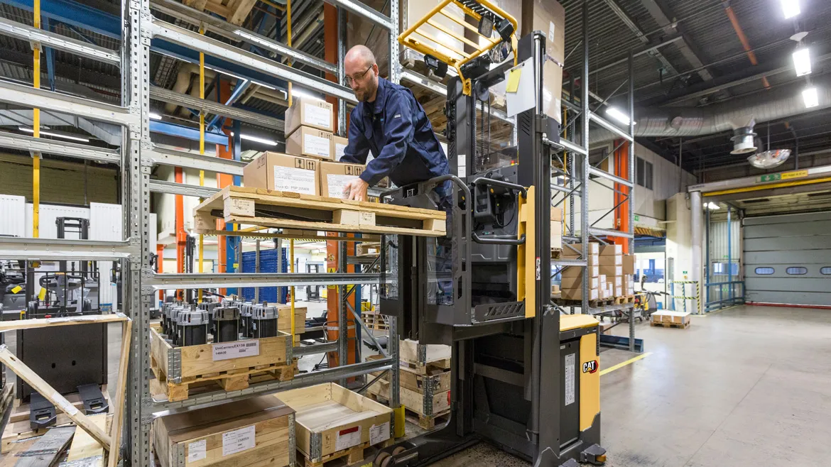 Cat® NOH12PH High-Level Order Picker (1.250 kg) - Foto 4