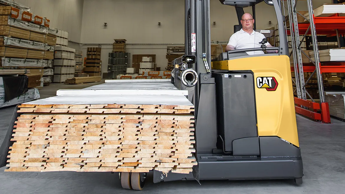 Cat® NRM20N3 Four-Way Reach Truck (2.000 kg) - Foto 4